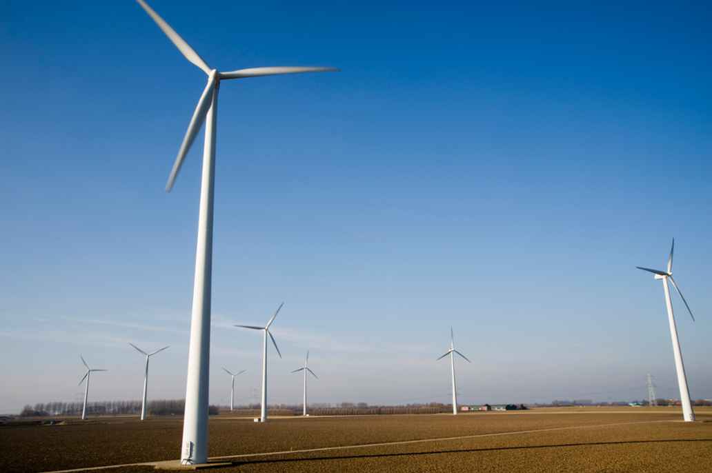 The windpark Willem-Annapolder is but one example of a renewable project in the portfolio